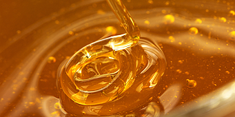 Emulsions et fluides sombres